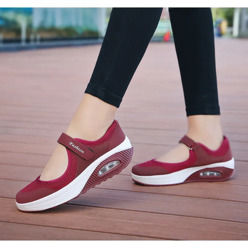 Comfortable basckets for women